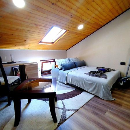 Low Budget Apartment With Breakfast #3 Варна Екстериор снимка
